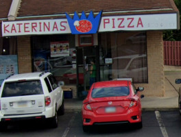 Katerina's Pizza outside