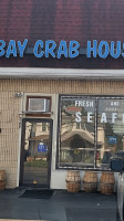 Bay Crab House inside