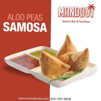 Mandovi Indian Cuisine food