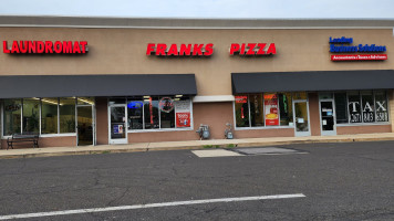 Frank's Pizza outside