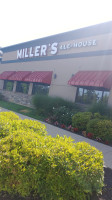 Miller's Ale House outside