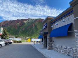 Culver’s outside