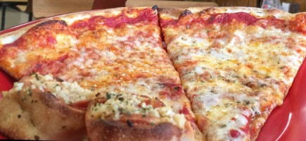 Nicolosi's Pizzeria And food