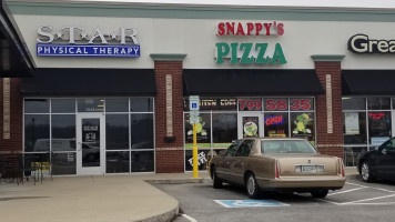 Snappy's Pizza Of Fairview outside