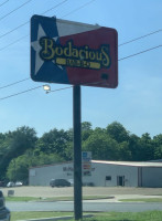 Bodacious -b-q outside