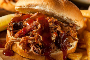 Smokehouse Bbq Brews food