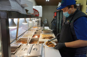 Chalios Tacos Y Tortas outside