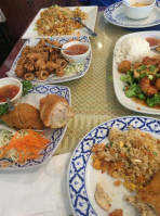 Thai Paradise food