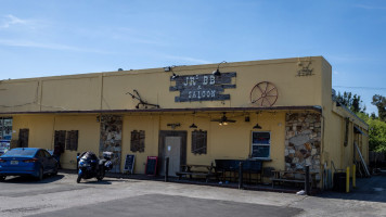 Jrs Bbq Saloon outside