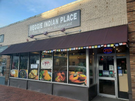 Veggie Indian Palace inside