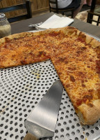 Hickory Station Pizzeria And Grill food