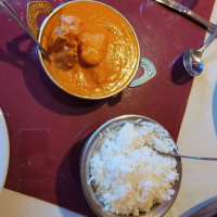 Royal Indian Cuisine food