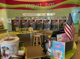 Menchies Frozen Yogurt inside