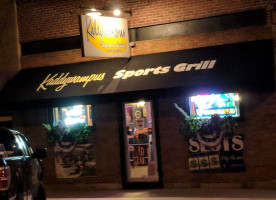 Kaddywampus Sports Grill outside