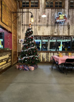 Rudy's Country Store & Bar-B-Q food