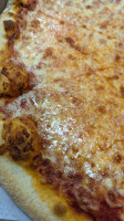 Danny's Pizza Pizzazz food