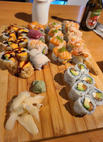 Rishi Sushi Kitchen food