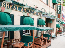 The Great American Pub inside