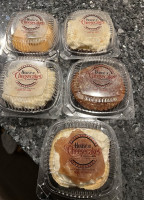 Yhanne's House Of Cheesecakes food