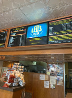 Leo's Pizza inside