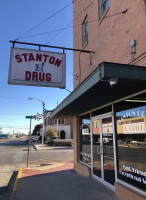 Stanton Drug Grill outside