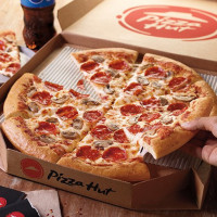 Pizza Hut food