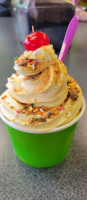 Hoppy's Froyo food