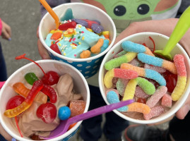 Hoppy's Froyo food