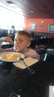 Mikey's Pizza food