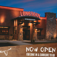 Longhorn Steakhouse outside