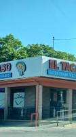 El Tacaso outside