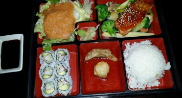 Sweet Mango Asian Restaurant And Sushi Bar food