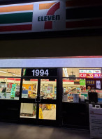 7-eleven inside