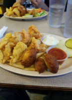 Catfish Hut food