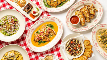 Maggiano's Little Italy food