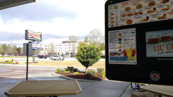 Sonic Drive-in inside