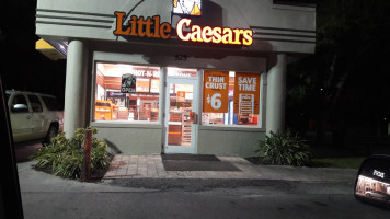 Little Caesars Pizza outside