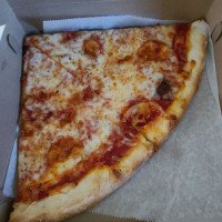 Gianna's Pizza Center food