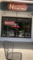 Nardelli's Grinder Shoppe outside