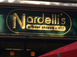 Nardelli's Grinder Shoppe food