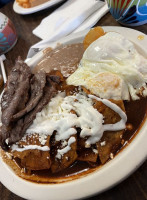 Los Chilaquiles food