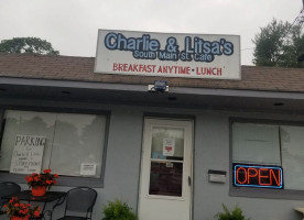 Charlie And Litza's South Main Cafe outside