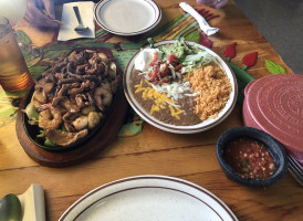 La Presa Mexican food