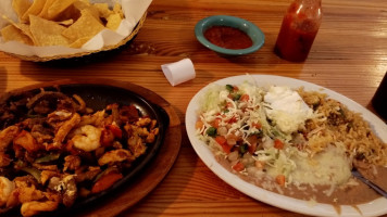 Los Guerrero's Mexican food