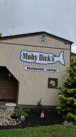 Moby Dick's Lounge outside