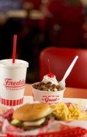 Freddy's Frozen Custard Steakburgers food