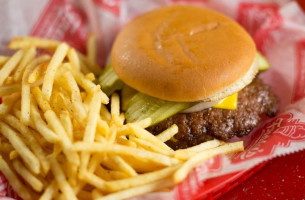 Freddy's Frozen Custard Steakburgers food