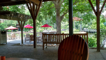 Discovery Cafe At Callaway Gardens outside