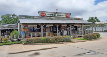 Airport Grocery inside