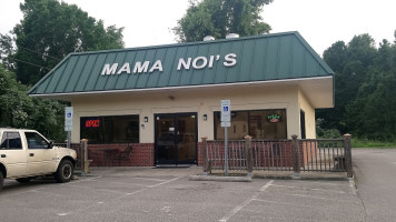 Mama Noi's Of Wadesboro food